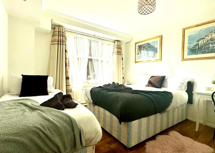 3 Bedroom Apartment Edgware Road By Ali